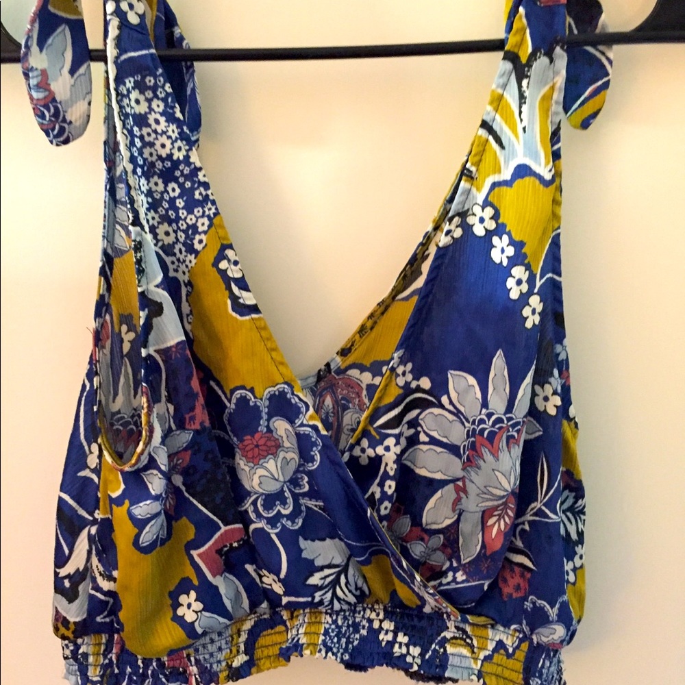 Paisley Pattern Crop